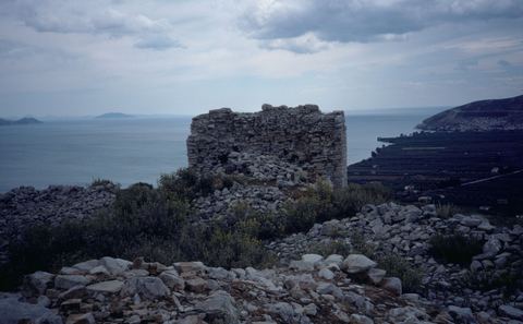 35 mm colour slide 'Myli; Castle of Lerna': wall remains of the castle with a view over the gulf and the plain with citrus groves.