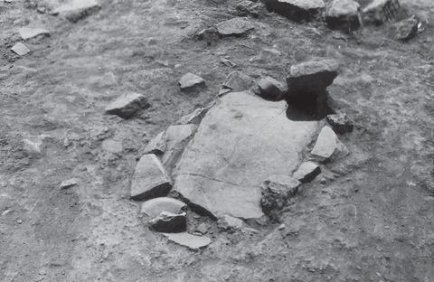 Lerna excavation: a Mycenaean cist grave, closed.
